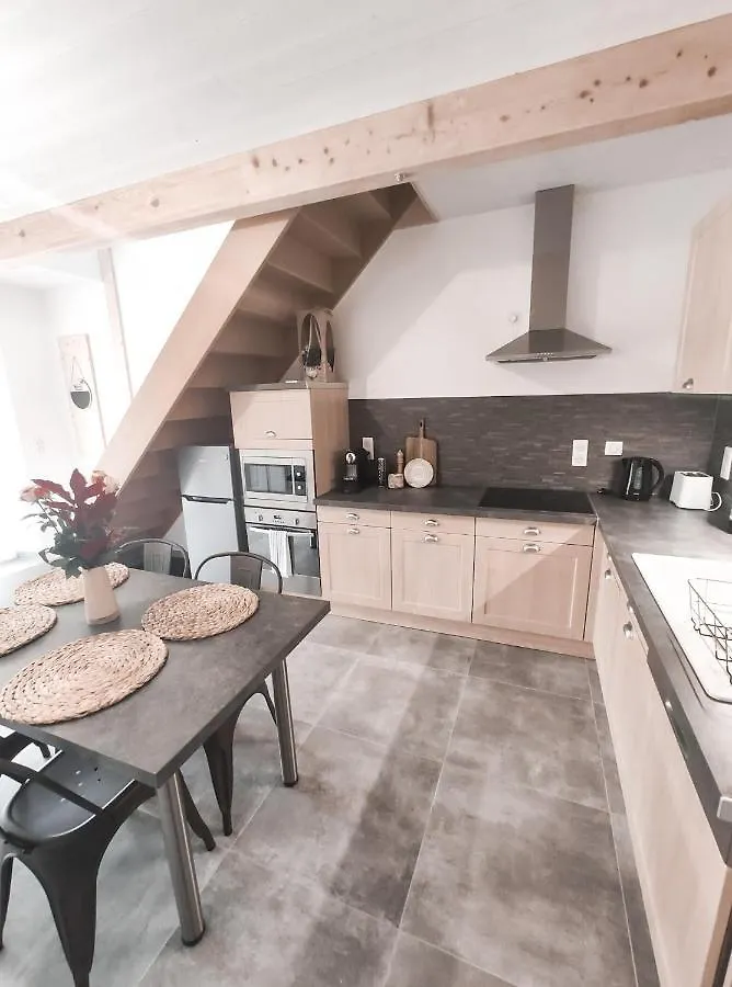 Le Chaplin-A Cote De Geneve-Calme-Fonctionnel-Wifi-Parking Apartment Neydens