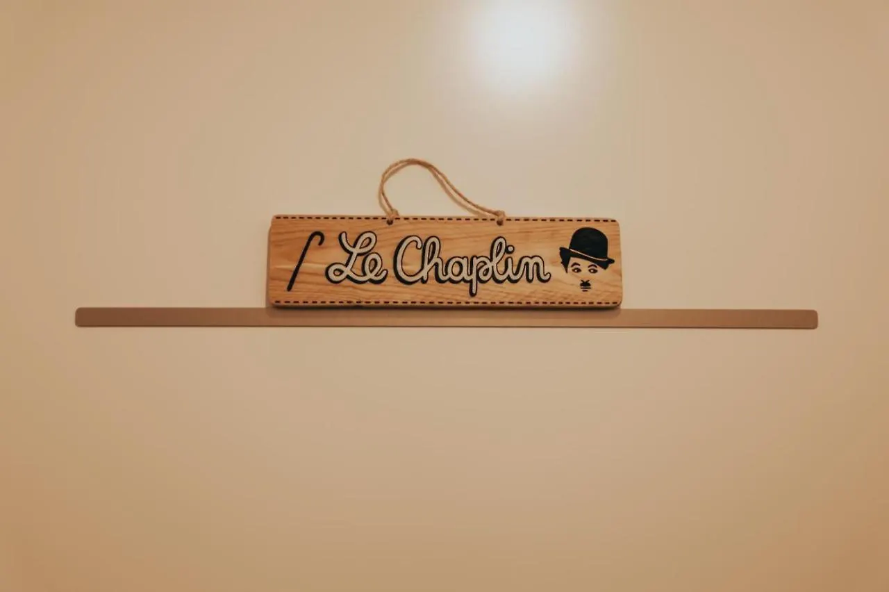Le Chaplin-A Cote De Geneve-Calme-Fonctionnel-Wifi-Parking Apartment Neydens